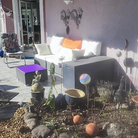 Ebert, Top-ausstattung Mit Garten, Terrasse & Wall-box Bei Appartement
