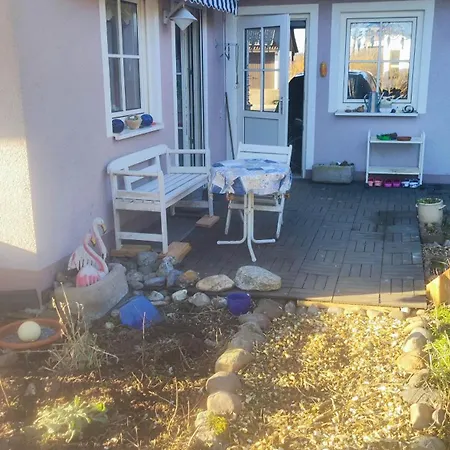 Ebert, Top-ausstattung Mit Garten, Terrasse & Wall-box Bei
